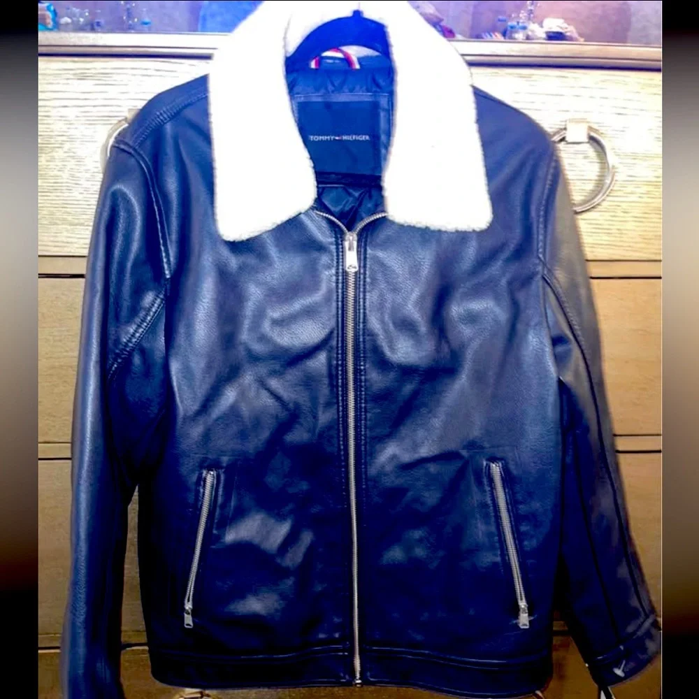 Brand new bomber jacket navy blue leather new with tags Tommy Hilfiger medium - Picture 1 of 6